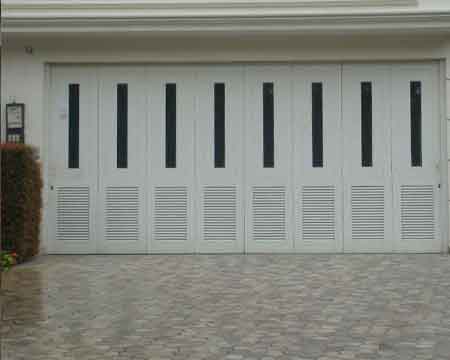 Pintu Garasi - Type : Minimalis Kaca Pintu Garasi - Type : Minimalis Kaca