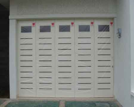 Pintu Garasi - Type : W380 G1 Kaca Pintu Garasi - Type : W380 G1 Kaca